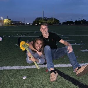 Meet your Posher, Devin